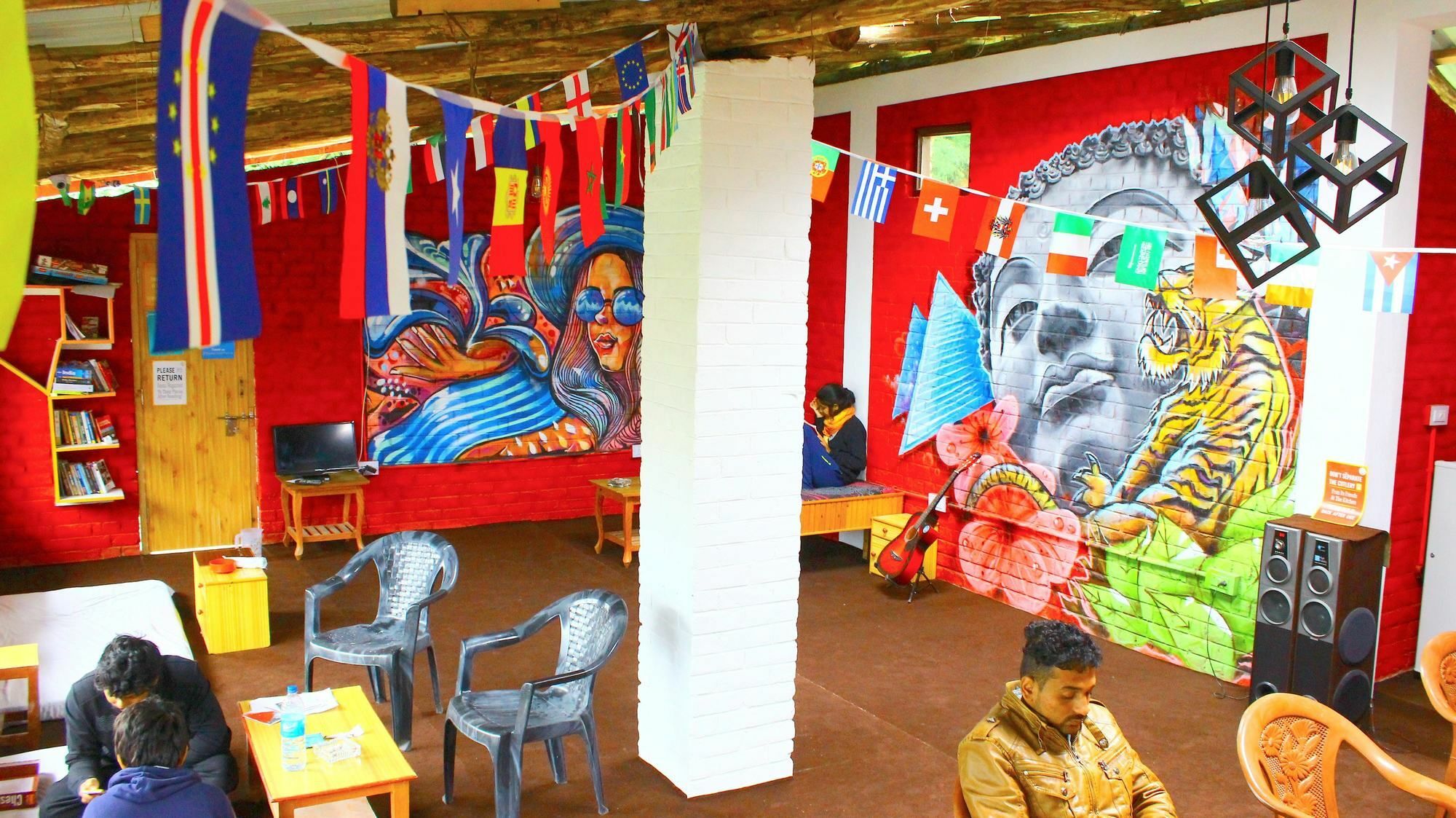 Hostel Backpacker Panda Manali Exterior foto