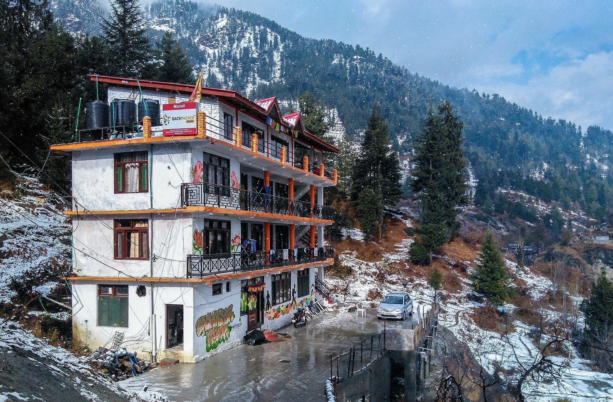 Hostel Backpacker Panda Manali Exterior foto